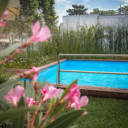 Hotel Renegade Siófok