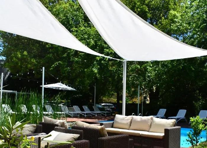 丽珍加特酒店 酒店