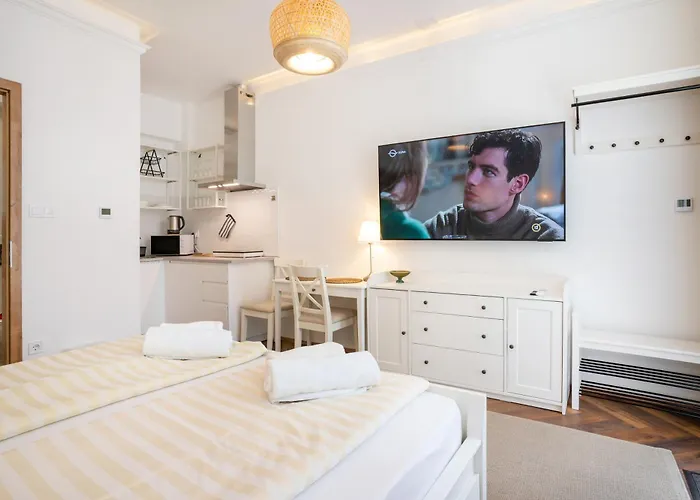 丽珍加特酒店 2* 希欧福克