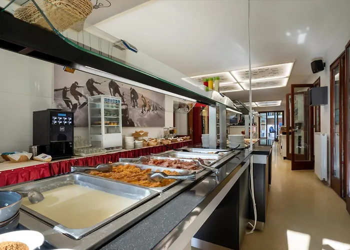 丽珍加特酒店 2*