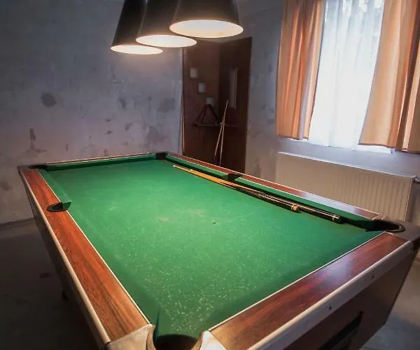 丽珍加特酒店 酒店