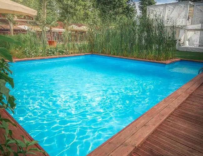 丽珍加特酒店 2*