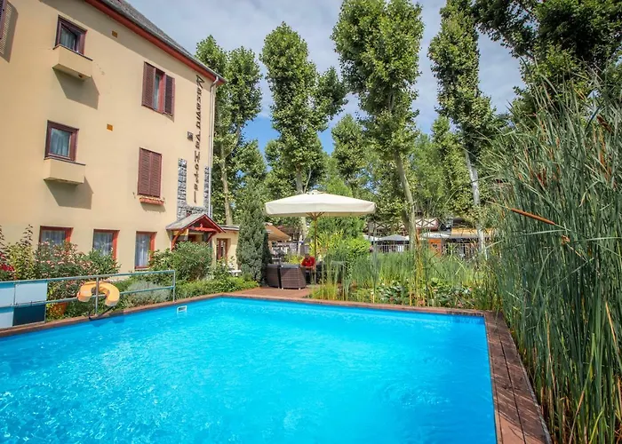 Renegade Hotel